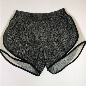 Black & White Feather-Print Athletic Shorts